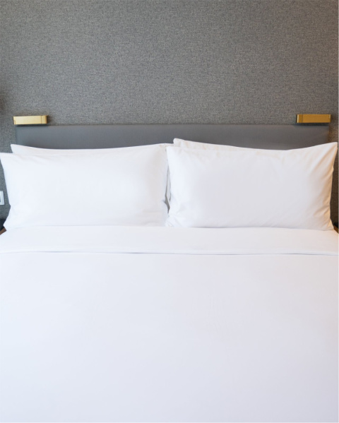 Satynowe prześcieradło hotelowe 160x200 cm, 100% płótno bawełniane 150 g