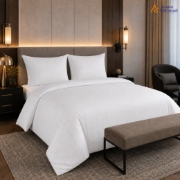 Pościel hotelowa Adamaszek 1 cm 160x200 + 2x70x80 biała – zakładka hotelowa | Szwalnia Adamaszek